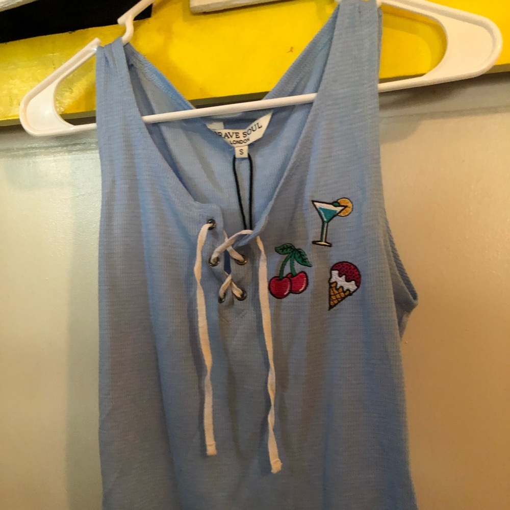 cute boohoo crop top